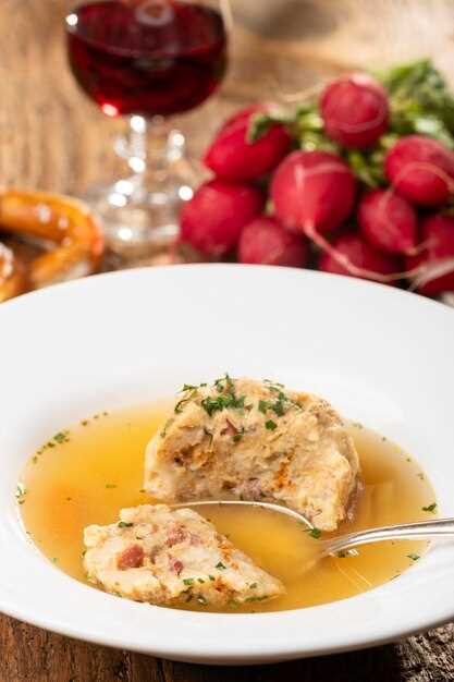 Очистка и нарезка картофеля, моркови и лука
