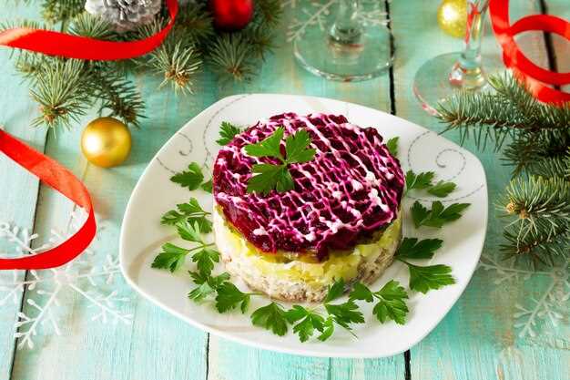 Тёплый салат с ветчиной и овощами