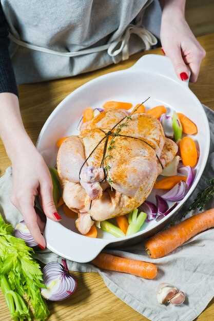 Запеканки и рулеты из куриного мяса: подходящие ингредиенты и особенности выпекания