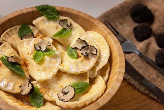 Классический салат с грибами, картофелем и майонезом