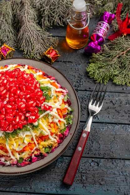 Хрустящий салат с пекинской капустой и авокадо